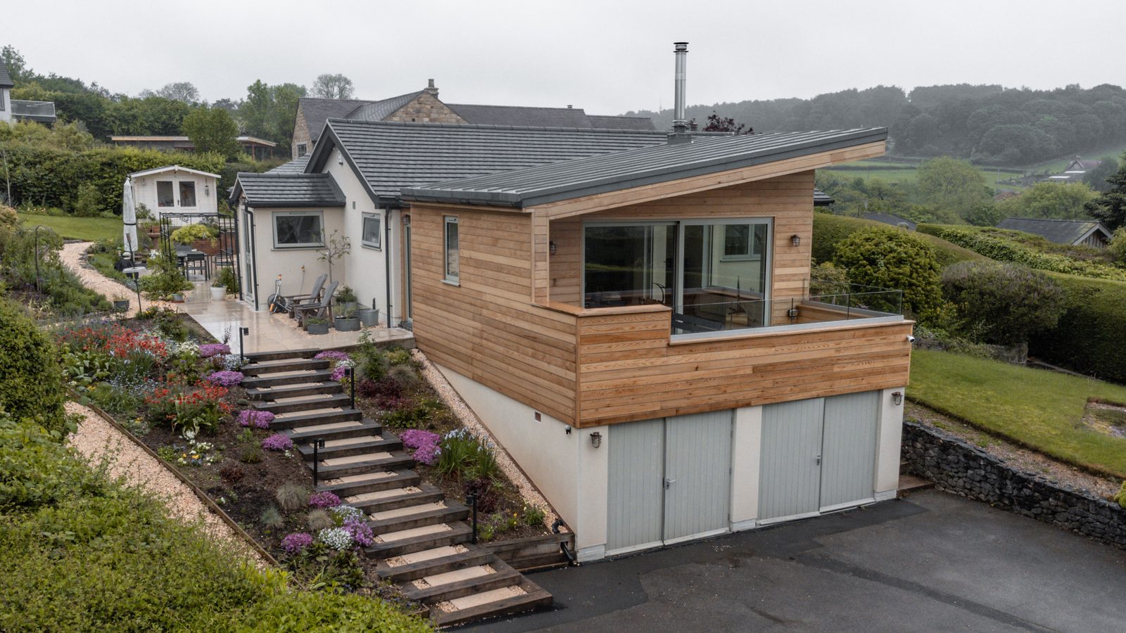 Flat Roof Installation & Repair thumbnail 2